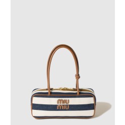 캔버스 및 가죽 보백 5BB173