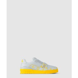 트레이너 스니커즈 1AHTPM