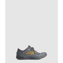 햄튼스 원-아웃 스니커즈 841765